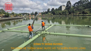 Công Ty Đông Dương Thi công nhạc nước hồ tự nhiên Phước Long trên hệ thống phao nổi giữa hồ Long Thủy